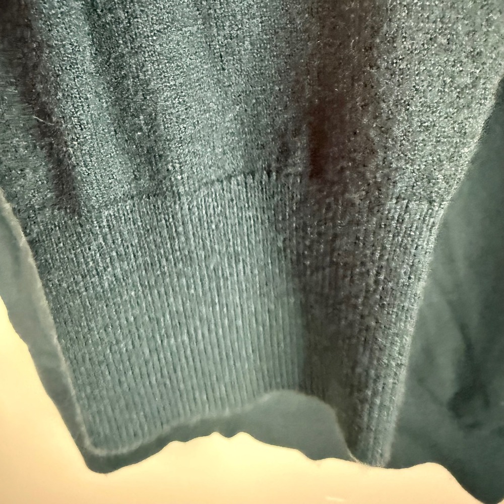 Evereve Lessie Off Shoulder Dark Green Soft Long Sleeve Sweater Size Large - Picture 6 of 11